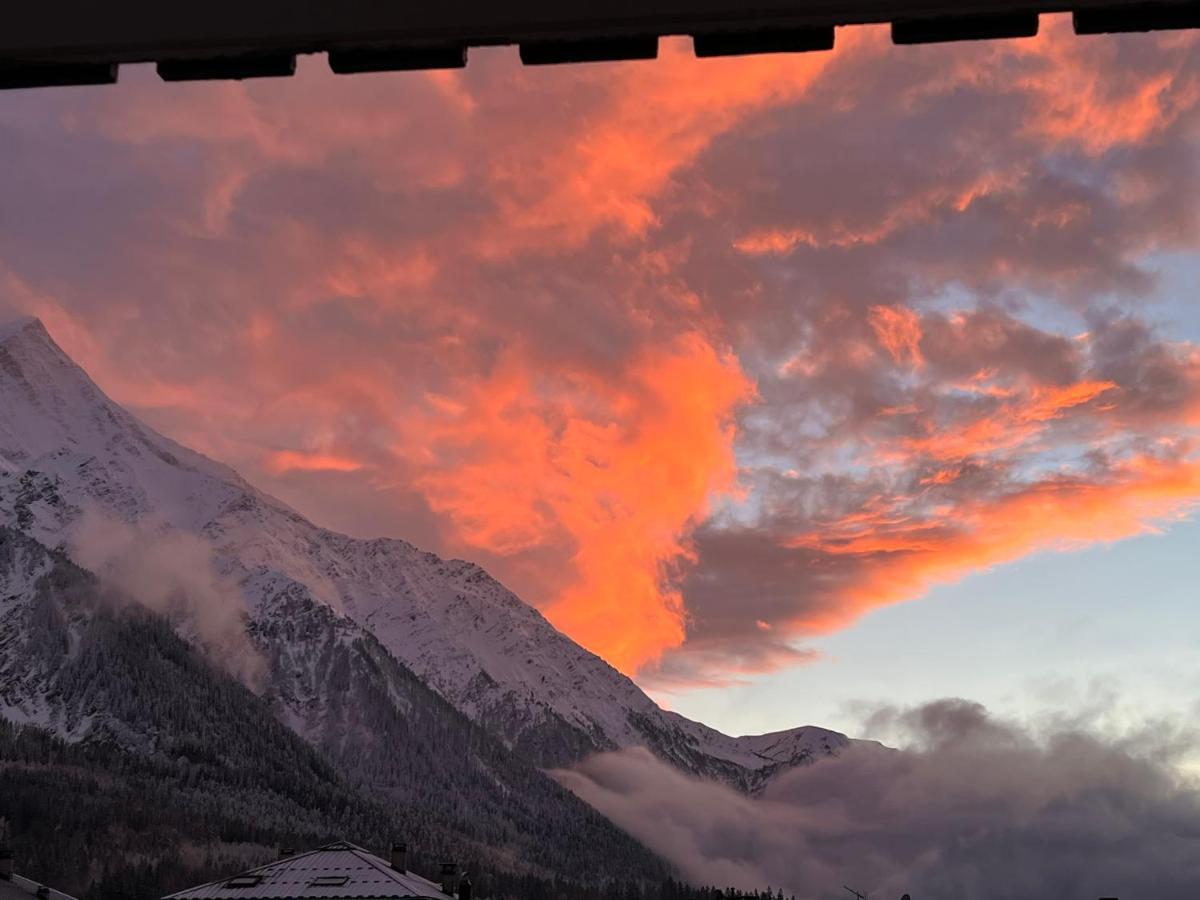 Mont Blanc 43, Vue Mont Blanc , Balcon, Parking Apartman Chamonix Kültér fotó